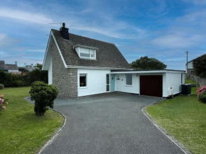 Beach Access-Ynys Cartref-4-Bed